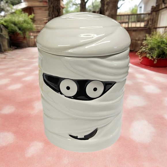 Adorable Mummy Countertop Jar - Picture 1 of 5